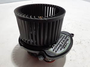 RENAULT Talisman II (2015–2026) Salongi puhuri mootor 272109102R - 3