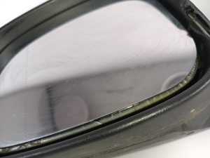  Side mirror and its details 