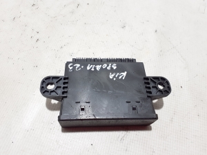 Kia Sportage (2016–2021) Trunk lid control module 81870R2100 - 4