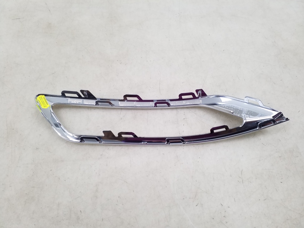 VOLKSWAGEN Passat B8 (2014-2023) Rear Left Bumper Molding 3G0853209 25023624