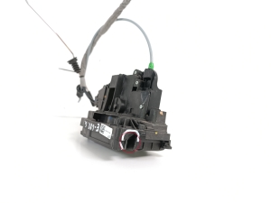 Mercedes Benz ML-Class 166 (2011–2015) Rear side door lock A0997301135 - 4