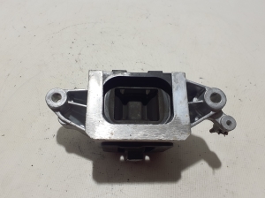 Kia Sportage (2016–2021) Engine mount 21824N9500 - 3