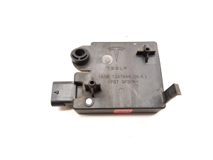 Tesla Model 3 3 (2016–2024) Control unit 1097855-00-E - 3