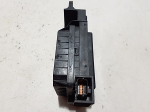 Kia Sportage (2016–2021) Speaker 96390CJ000 - 5