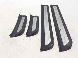 Kia Sportage (2016–2021) Inner sill trim - 3