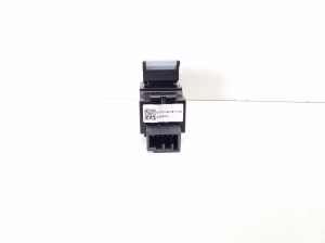 Jaguar XE (2015–2026) Rear side door window switch GX73-14717-AC - 3
