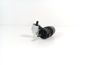 BMW 3 SERIES G21 (2019–2026) Front windshield washer pump 7388349 - 2