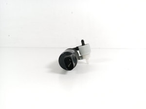 BMW 3 SERIES G21 (2019–2026) Front windshield washer pump 7388349 - 4