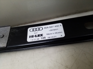 AUDI Q5 (2017–2026) Esiukse aknatõstuk ja selle osad - 4