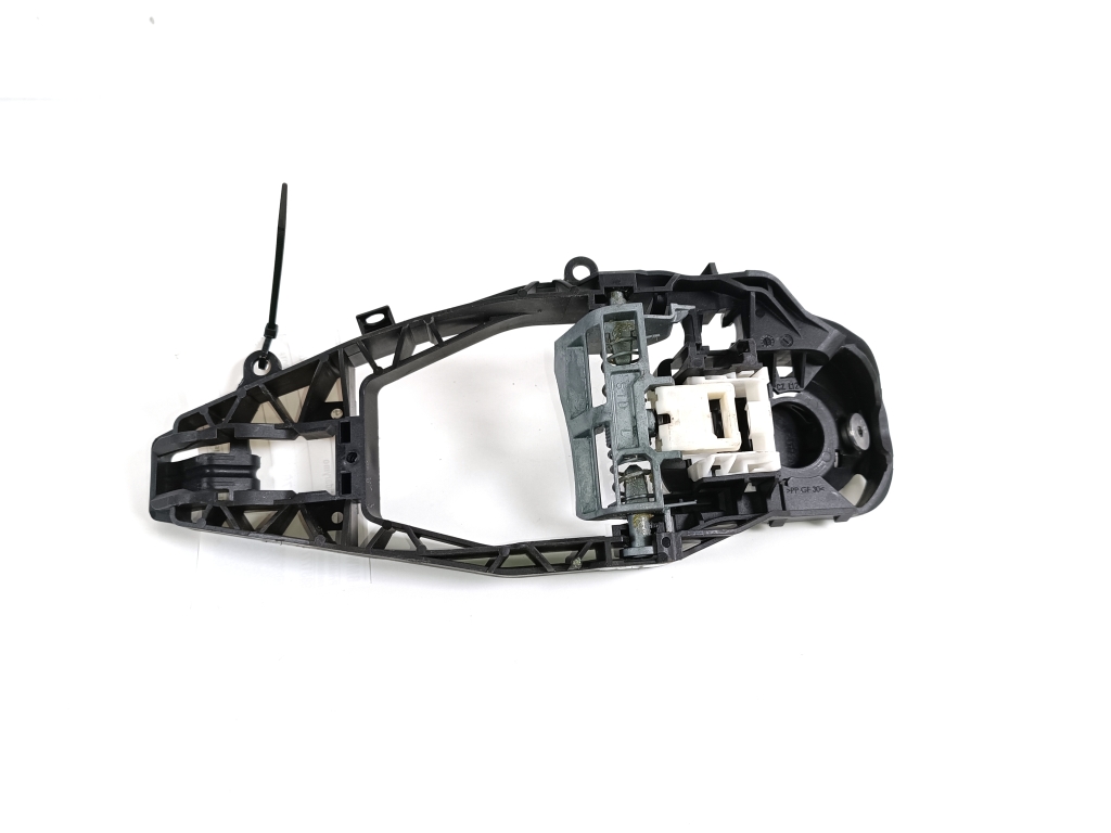 BMW 3 SERIES G21 (2019–2026) Front door exterior handle bracket 9881777 BMW 3 SERIES G21 (2019–2026) Front door exterior handle bracket 9881777