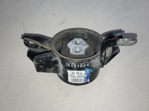   Gearbox mount  - 218303Z400 