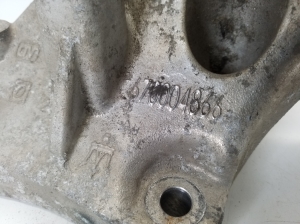 Maserati Ghibli (2013–2026) Engine bracket 670004866 - 2