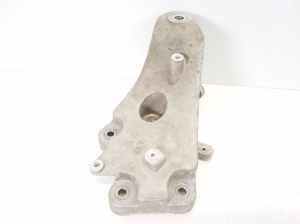 Engine bracket - 670004865