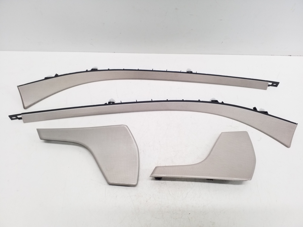 JAGUAR XE 1 generation (2014-2024) Panel trim shield GX73640E73BKA, GX73640E72BKA, GX73237B43BKA 23164126