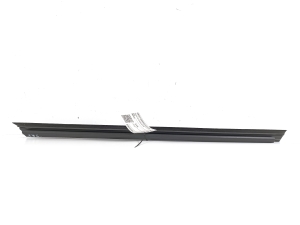 BMW 3 SERIES G21 (2019–2026) Esiukse klaasi sisemine liist 7407419 - 3
