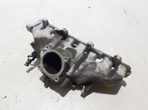  Intake manifold 