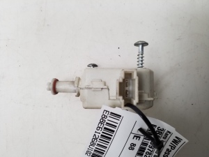Volkswagen Passat B5 (1997–2005) Verschluss des Tankdeckels 3B0959782 - 2