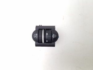 Volkswagen Touareg I (2002–2010) Headlight leveling switch 7L6941333D - 2