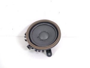   Rear side door speaker 