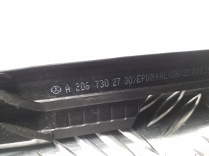 Mercedes Benz C-Class 206 (2021–2026) Fensterschachtleiste außen Tür hinten A2067302700 - 2