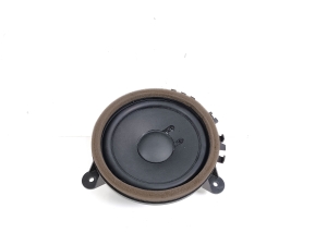   Rear side door speaker 