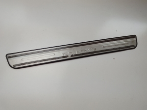 Suzuki Vitara LY (2014–2026) Inner sill trim ***** - 2