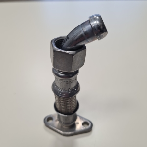 Volkswagen Passat B6 (2005–2010) Turbo õlitoru 038145736C - 3