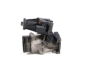  EGR valve 