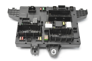 Interior fuse box - 13302301