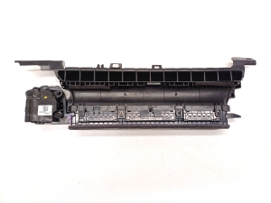 Tesla Model 3 3 (2016–2024) Dashboard air vent grilles 1135554-00-A - 2