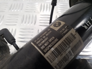 BMW 5 SERIES F10 (2010–2017) Tagumine amortisaator ja selle osad - 4