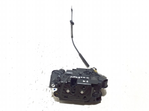Volkswagen Amarok I (2010–2022) Rear side door lock 5N0839015D - 2