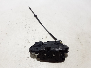 Volkswagen Amarok I (2010–2022) Front door lock 5N1837015C - 4