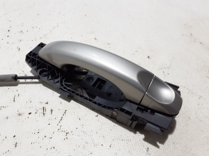 Volkswagen Amarok I (2010–2022) Rear side door exterior handle and its parts - 3