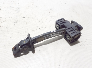Volkswagen Amarok I (2010–2022) Rear side door opening limiter 2H7839249 - 2