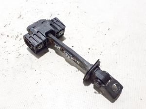 Volkswagen Amarok I (2010–2022) Front door check 2H0837249 - 3
