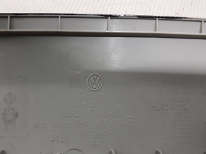 Volkswagen Amarok I (2010–2022) Esipiilari siseviimistlus 2H2867234D - 2