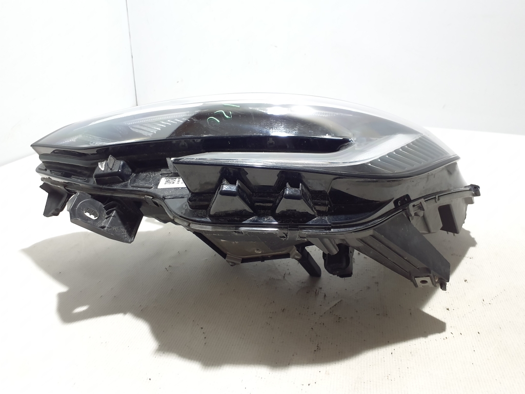 RENAULT Clio 5 generation (2019-2023) Front venstre frontlykt 260605690R 23129206