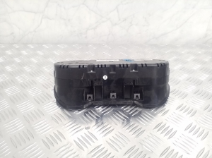 Volkswagen Polo V (2009–2017) Instrument cluster 6R0920861H - 4