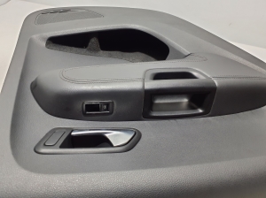 Volkswagen Amarok I (2010–2022) Tagumise küljeukse polster 2H0868007 - 2