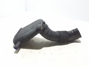  Air intake hose 