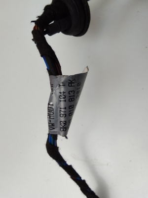 AUDI A4 B8 (2007–2016) Rear parking sensor cable 8K0971104T - 2