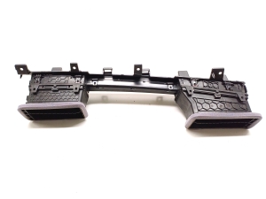 Ford Mustang Mach-E Mach-E (2020–2026) Armaturenbrett Lüftungsgitter LJ8B-R018C19 - 5