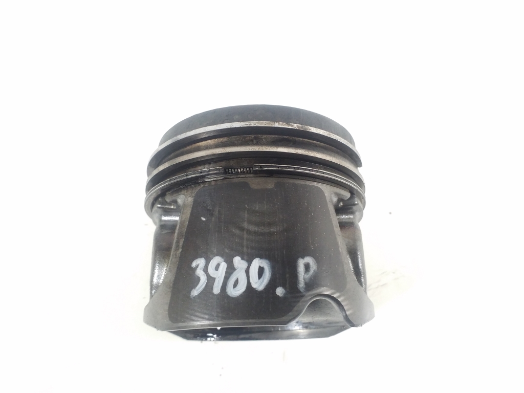 MERCEDES-BENZ C-Class W204/S204/C204 (2004-2015) Piston A6420300617 23831451