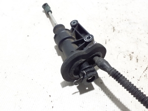 Volkswagen Amarok I (2010–2022) Siduri töösilinder 2H0721401 - 3