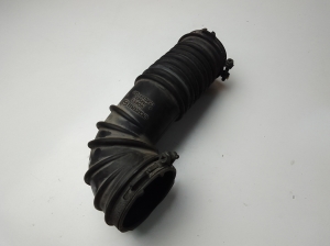  Air intake hose 