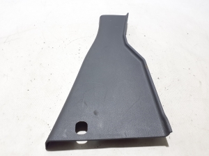 Volkswagen Amarok I (2010–2022) Tagumise toe sisekujundus 2H7867288 - 3