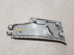 Volkswagen Amarok I (2010–2022) Tagumise toe sisekujundus 2H7867242D - 4