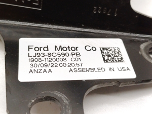 Ford Mustang Mach-E Mach-E (2020–2026) Auxiliary water pump LJ93-8C590-PB - 3