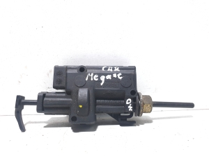 RENAULT Megane II (2002–2009) Verschluss des Tankdeckels - 2